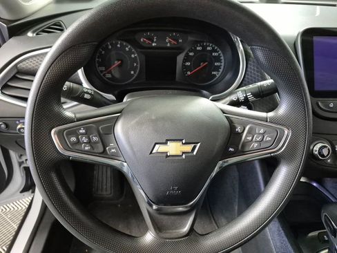 Certified 2021 Chevrolet Malibu LT image 11