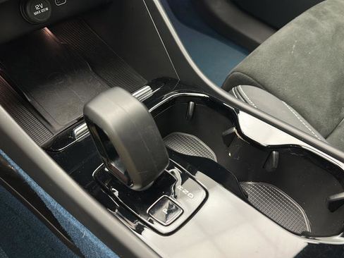 Used 2023 Volvo C40 P8 Recharge Plus AWD/4WD image 25