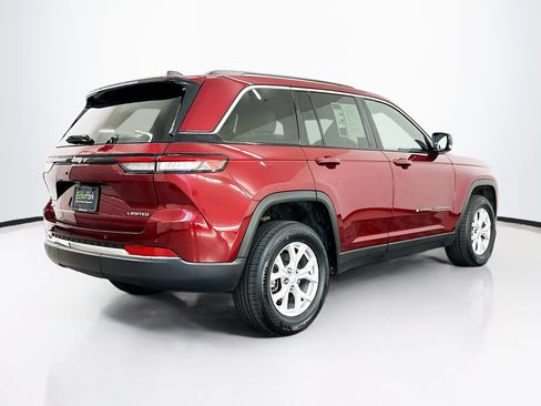 Used 2023 Jeep Grand Cherokee Limited AWD/4WD image 9