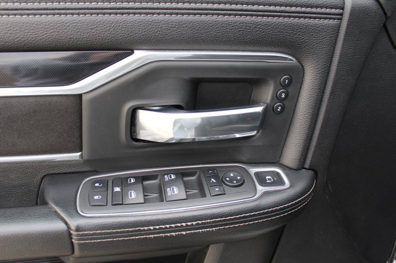 Used 2022 RAM 3500 Laramie AWD/4WD image 28