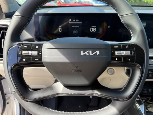 New 2026 Kia Sorento S w/ S Panoramic Sunroof Package image 30