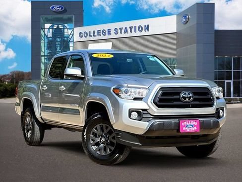 Used 2023 Toyota Tacoma SR5 RWD image 1