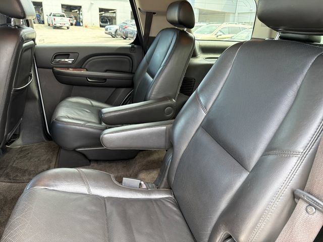 Used 2009 GMC Yukon Denali RWD image 22