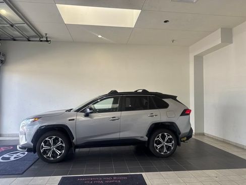 Certified 2022 Toyota RAV4 XSE w/ Weather Package AWD/4WD image 1