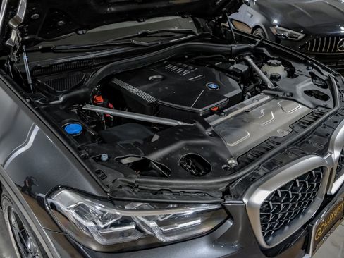 Used 2025 BMW X4 xDrive30i image 55