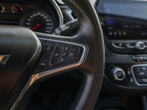 Used 2022 Chevrolet Malibu LS image 26