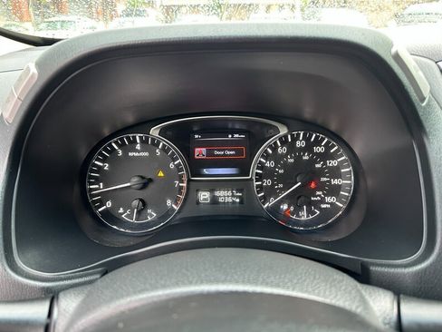 Used 2015 Nissan Pathfinder SL w/ SL Premium Package image 18