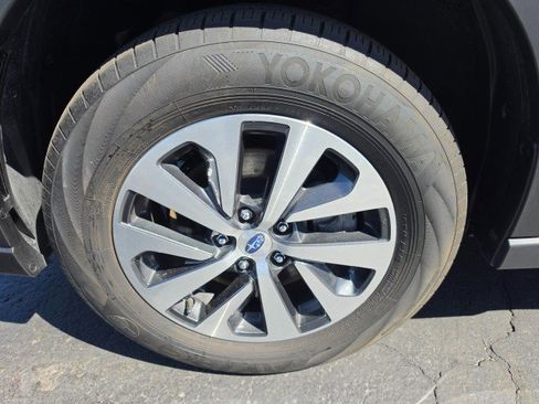 Used 2023 Subaru Outback Premium image 10