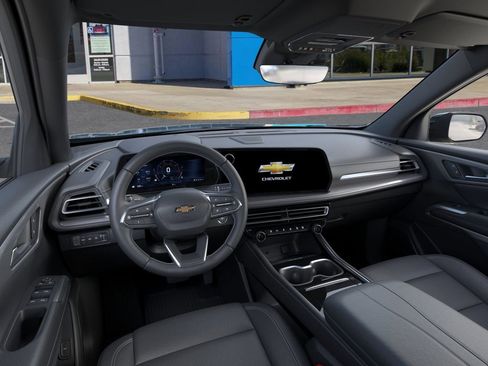 New 2026 Chevrolet Traverse LT w/ Sun and Wheel Package image 16