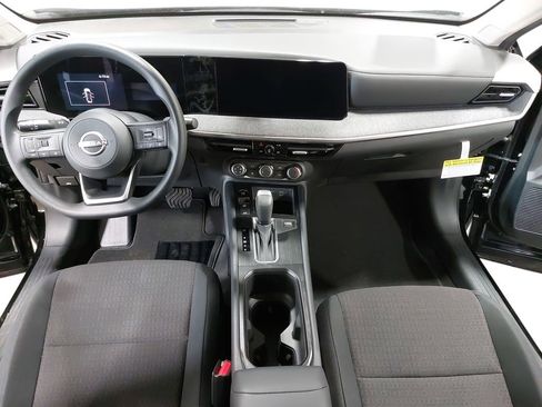 New 2026 Nissan Kicks S image 9