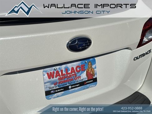 Used 2018 Subaru Outback 2.5i Limited image 10