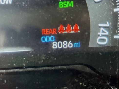 Used 2025 Toyota RAV4 XLE w/ Convenience Package FWD image 32