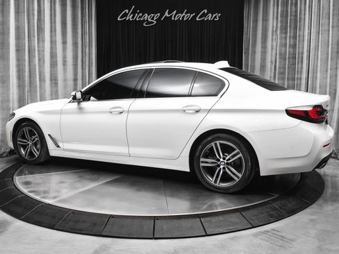Used 2022 BMW 530i xDrive w/ Premium Package AWD/4WD image 3