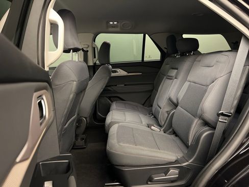 Certified 2025 Ford Explorer Active image 29