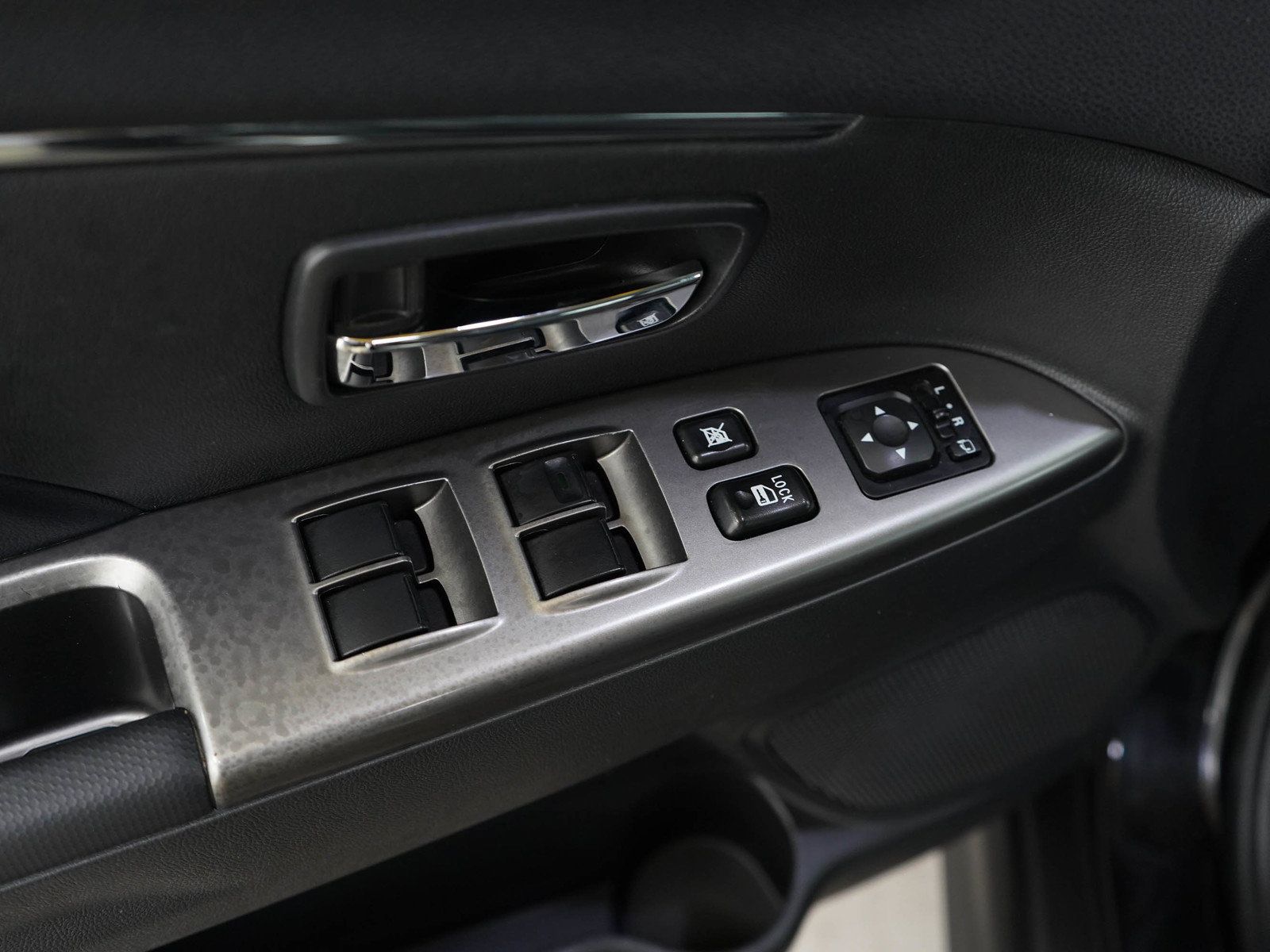 Used 2024 Mitsubishi Outlander Sport SE AWD/4WD image 19