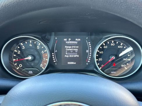Used 2020 Jeep Compass Sport AWD/4WD image 32