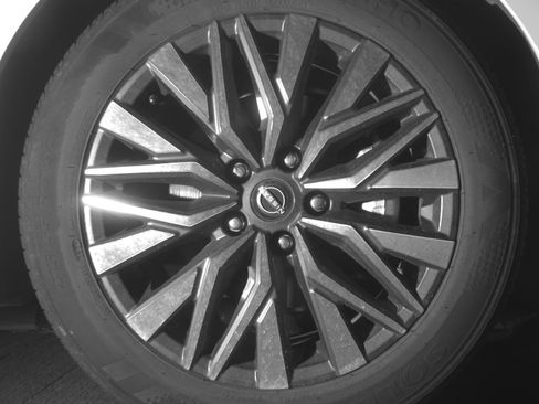 Used 2025 Nissan Altima 2.5 SV image 13