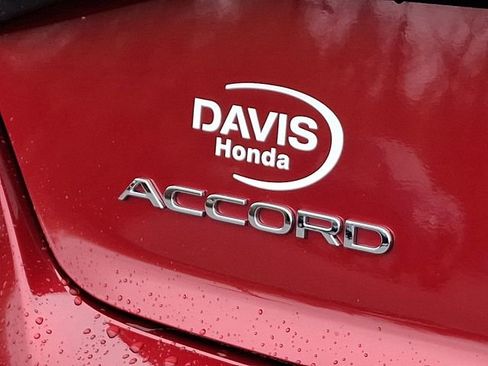 Used 2025 Honda Accord Sport image 31