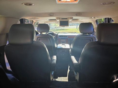 Used 2013 Chevrolet Tahoe LTZ image 22