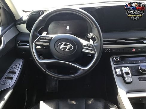 Used 2024 Hyundai Palisade SEL FWD image 13