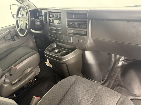 Used 2024 Chevrolet Express 2500 w/ Driver Convenience Package RWD image 11
