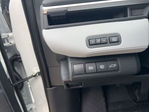 New 2026 Subaru Solterra Premium image 13