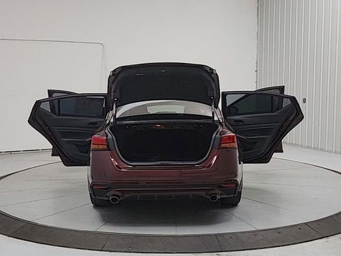 Used 2025 Nissan Altima 2.5 SV w/ SV Special Edition Package image 14