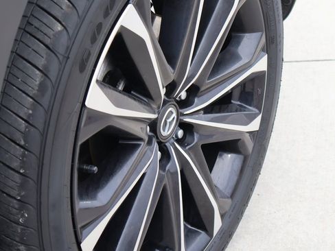 Used 2025 MAZDA CX-50 AWD 2.5 S w/ Premium Plus Pkg image 40