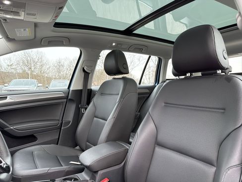 Used 2019 Volkswagen Golf Alltrack SE image 26