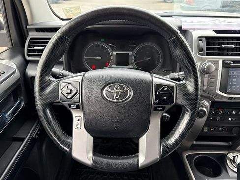 Used 2018 Toyota 4Runner Limited AWD/4WD image 30