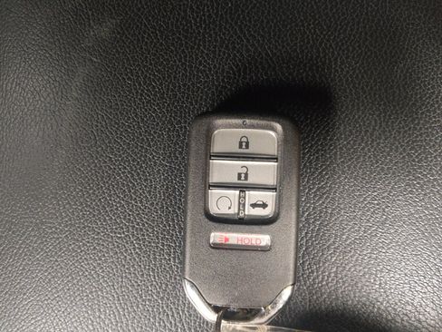 Used 2018 Honda Accord Sport image 32