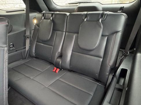 New 2026 Ford Explorer ST-Line w/ ST-Line Street Pack image 22