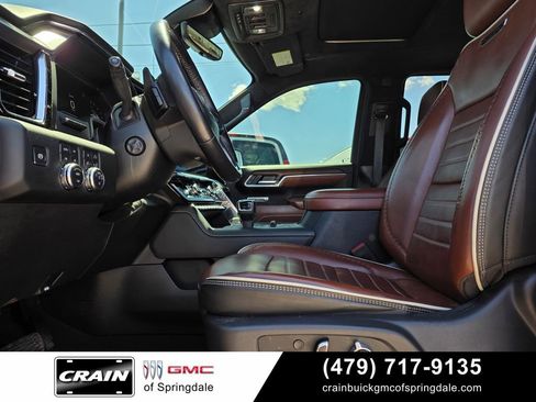 Used 2024 GMC Sierra 1500 Denali Ultimate AWD/4WD image 10