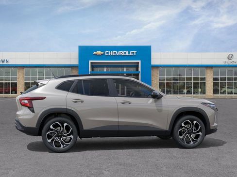 New 2026 Chevrolet Trax RS image 5
