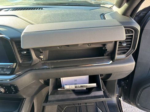 Used 2022 Chevrolet Silverado 1500 ZR2 w/ Technology Package image 37