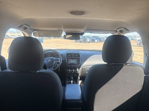 Used 2023 Mitsubishi Outlander Sport ES image 33