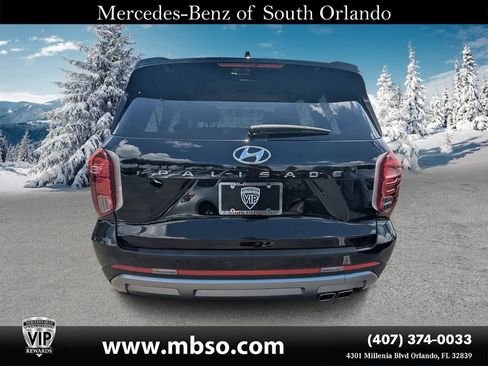 Used 2024 Hyundai Palisade SEL FWD image 11