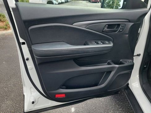 Used 2024 Honda Passport EX-L image 17