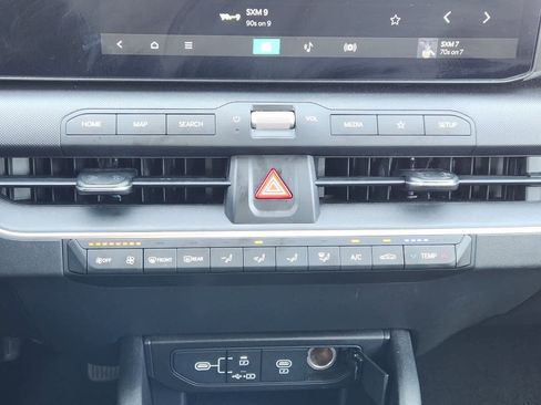 Certified 2025 Kia K4 FWD image 18