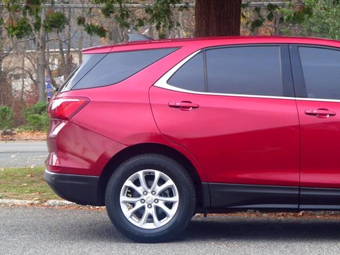 Used 2019 Chevrolet Equinox LT FWD image 31