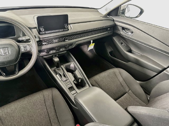 Certified 2025 Honda Accord SE image 28