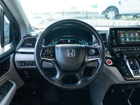 Used 2022 Honda Odyssey Touring image 13