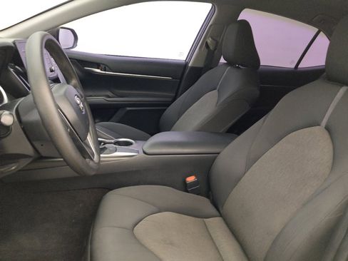 Used 2021 Toyota Camry LE FWD image 17