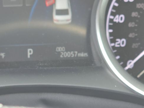 Used 2024 Toyota Camry XLE w/ Cold Weather Package FWD image 4