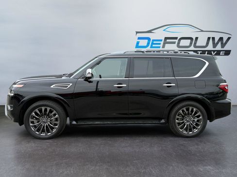 Used 2023 Nissan Armada Platinum w/ Captain's Chairs Package AWD/4WD image 6