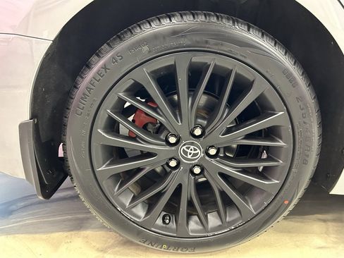 Used 2019 Toyota Camry SE image 20