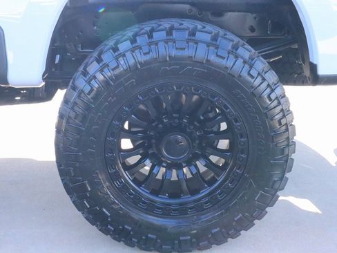 New 2026 Ford F250 XLT w/ XLT Premium Package image 19