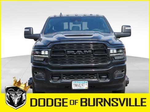 Used 2024 RAM 3500 Limited AWD/4WD image 2