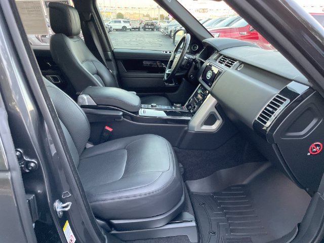 Used 2018 Land Rover Range Rover Supercharged AWD/4WD image 17