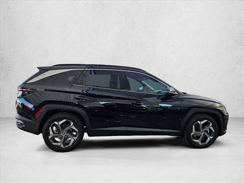 Certified 2022 Hyundai Tucson Limited FWD image 4